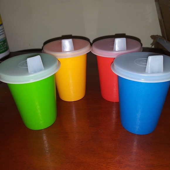 tupperware baby cups